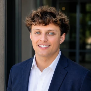 image of agent Jake Hendricks